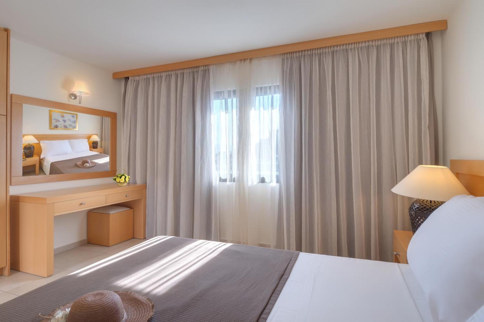 Ariadne Beach - Adults Only Agios Nikolaos  Phòng bức ảnh